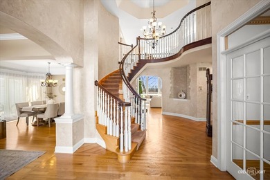 Exquisite north-facing custom estate in prestigious White Eagle - photo 3