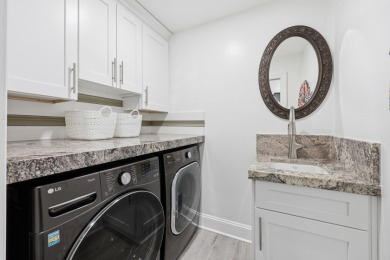 Experience Unparalleled Lakeside Luxury - photo 22