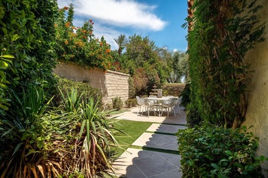 Offering an extraordinary blend of timeless elegance, refined - photo 18
