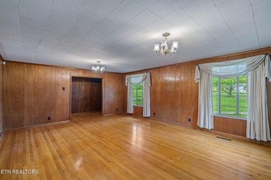 Charming home full of timeless character, built in an era when - photo 20