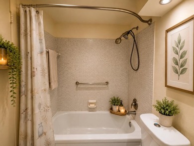 Discover easy Florida living in this beautifully maintained - photo 21