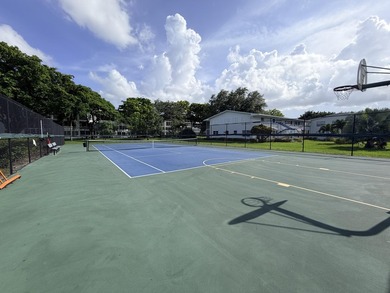 Discover easy Florida living in this beautifully maintained - photo 34
