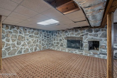 Charming home full of timeless character, built in an era when - photo 35
