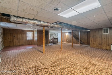 Charming home full of timeless character, built in an era when - photo 36