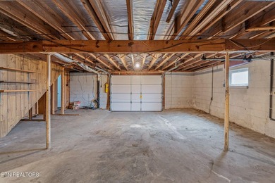 Charming home full of timeless character, built in an era when - photo 38