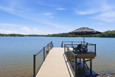 Experience Unparalleled Lakeside Luxury - photo 2