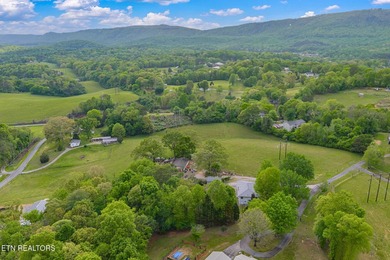 Charming home full of timeless character, built in an era when - photo 47