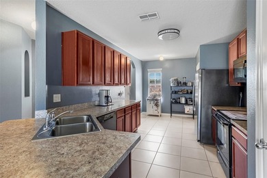 Welcome home to Brenton Manor! This move-in ready 3-bedroom - photo 9