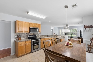 Welcome to 84 Crossings Blvd in the highly sought-after - photo 16