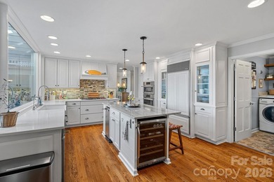 Tucked away on the highly coveted Isle of Pines Peninsula, just - photo 17