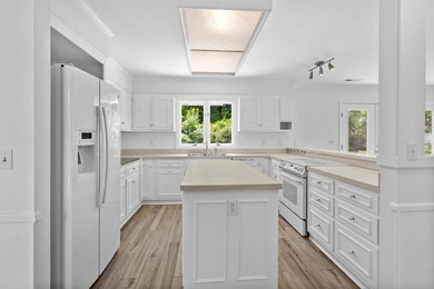 THIS ONE STORY LOVELY HOME IS LOCATED ON 63RD AVENUE NORTH ON - photo 19