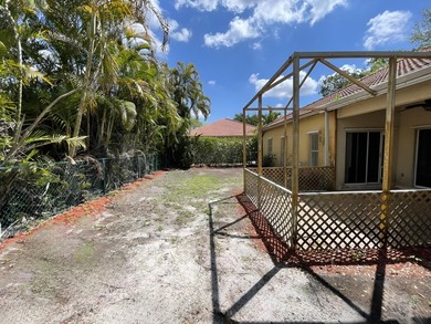 Recently refreshed 3-bedroom, 2-bathroom home located in Rivera - photo 20