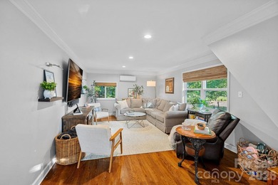 Tucked away on the highly coveted Isle of Pines Peninsula, just - photo 22