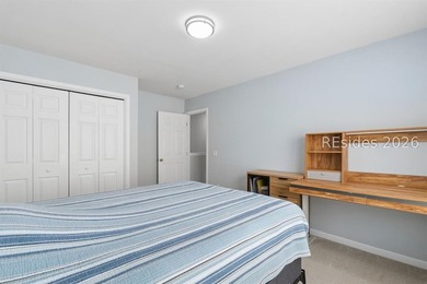 Welcome to 84 Crossings Blvd in the highly sought-after - photo 25