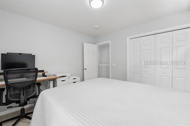Welcome to 84 Crossings Blvd in the highly sought-after - photo 27