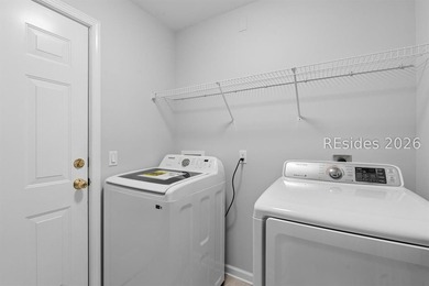 Welcome to 84 Crossings Blvd in the highly sought-after - photo 32