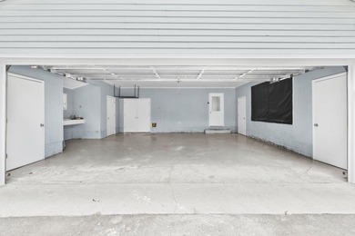 THIS ONE STORY LOVELY HOME IS LOCATED ON 63RD AVENUE NORTH ON - photo 38