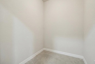 Welcome home to effortless living at King's Mountain - photo 39