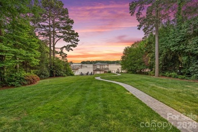 Tucked away on the highly coveted Isle of Pines Peninsula, just - photo 44