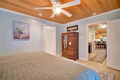 This recently remodeled and beautifully appointed canal front - photo 17