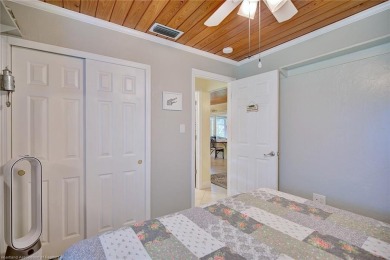 This recently remodeled and beautifully appointed canal front - photo 21