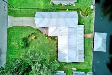 This recently remodeled and beautifully appointed canal front - photo 37