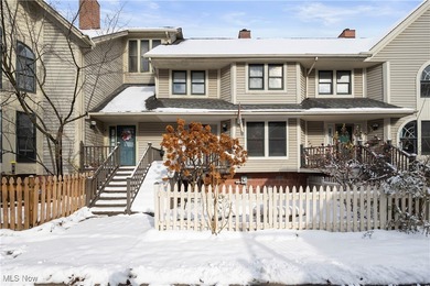 (private lake, pond, creek) Townhome/Townhouse For Sale in Cleveland Ohio