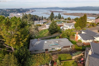A hidden gem in Telegraph Hills! Tucked away on a private flag - photo 24
