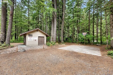Experience off grid living with this spectacular 1,068 sqft, 3 - photo 31
