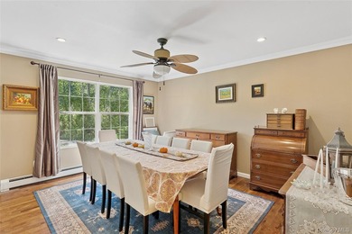 Welcome to this beautifully maintained 4-bedroom, 2-bathroom - photo 11