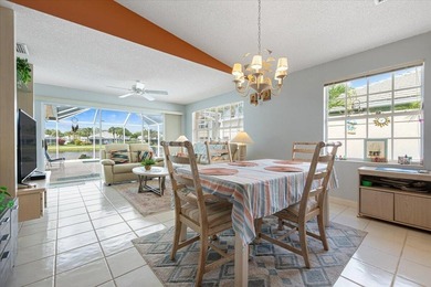 Beautiful 2Bd, 2Ba waterfront POOL villa. Ideally located in the - photo 12