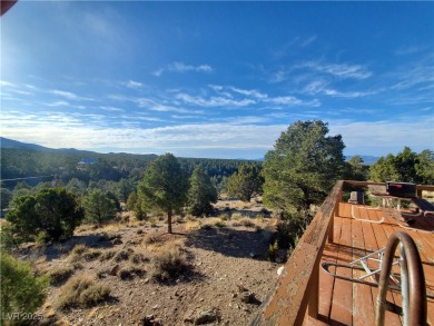 Mt. Wilson cabin on 5.11 acres with incredible views!! There are