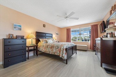 Beautiful 2Bd, 2Ba waterfront POOL villa. Ideally located in the - photo 15