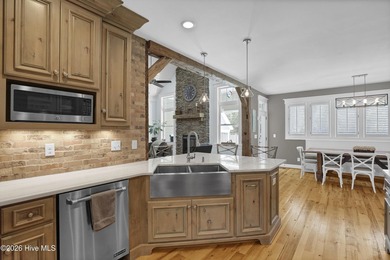 Welcome to this enchanted custom-built gem with an Energy Star - photo 17