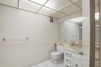 Rare opportunity to own one of the largest Townhouses in - photo 26