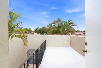 Rare opportunity to own one of the largest Townhouses in - photo 32