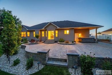 Set in Belmont Estates neighborhood, this impeccably maintained - photo 38