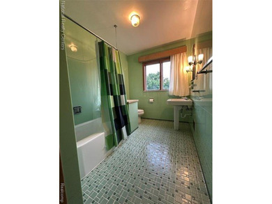 Be the next to own this beautifully preserved Frank H. Wright - photo 44