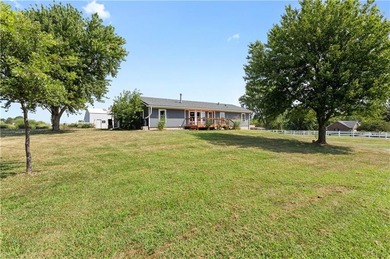(private lake, pond, creek) Home For Sale in Basehor Kansas