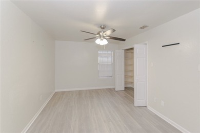 Move-in ready and packed with features, this beautifully - photo 9