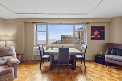 Experience breathtaking, panoramic views of Downtown Cleveland - photo 13