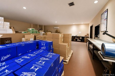 Welcome to 585 Meserole Street Industrial Warehouse in East - photo 15