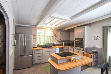Move-in ready 3-bedroom, 2-bath home offering 1,502 square feet - photo 16