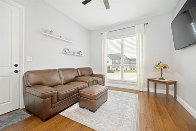 Agent Friendly. Multi-Generational Living with two complete - photo 17