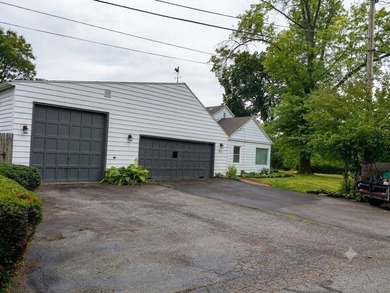 PRICE REDUCED & FRESH LANDSCAPING JUST COMPLETED! The heavy - photo 35