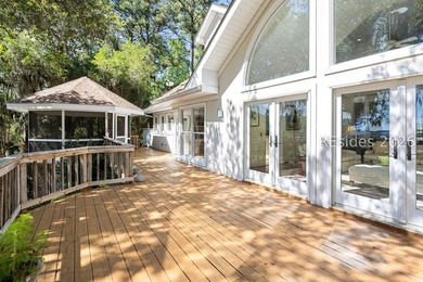 Set against a breathtaking Lowcountry backdrop, this stately - photo 45