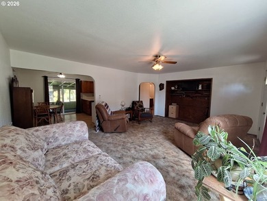 Discover an exceptional multi-dwelling investment opportunity - photo 9