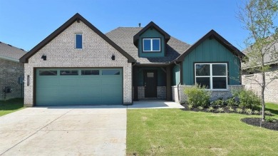 Lake Home For Sale in Fort Worth, Texas