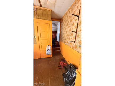 This is a charming 3 bedroom, 1.5 bathroom colonial located in - photo 16