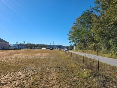 PERFECT LOCATION! THIS PRIME COMMERCIAL PROPERTY IS DIRECTLY OFF - photo 17